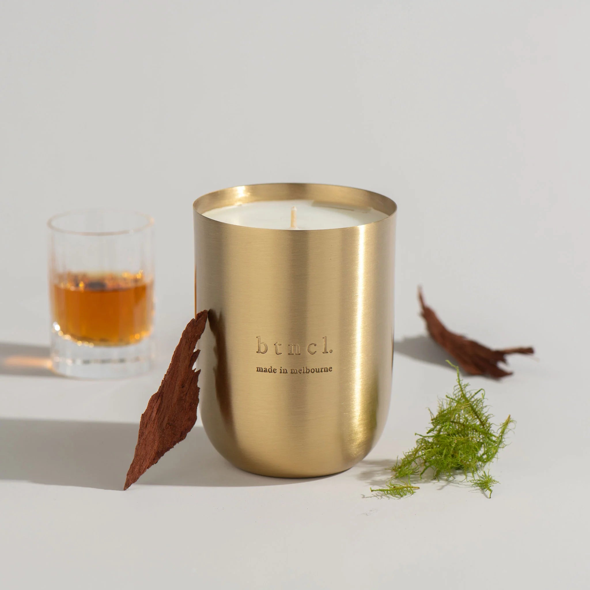 btncl. Signature Candle